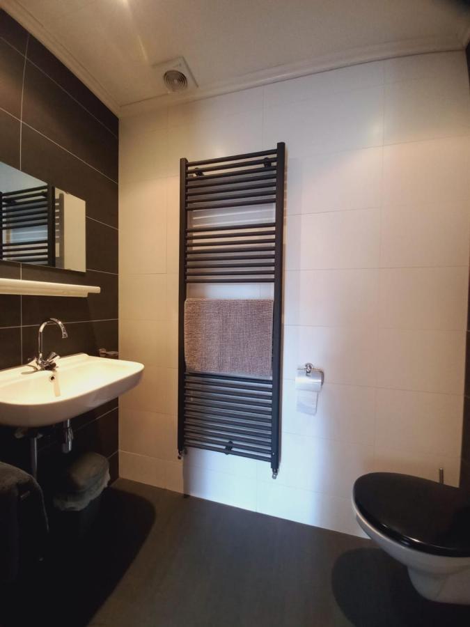 Bed & Breakfast De Schans Маккум Экстерьер фото