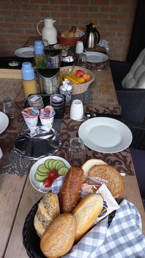 Bed & Breakfast De Schans Маккум Экстерьер фото